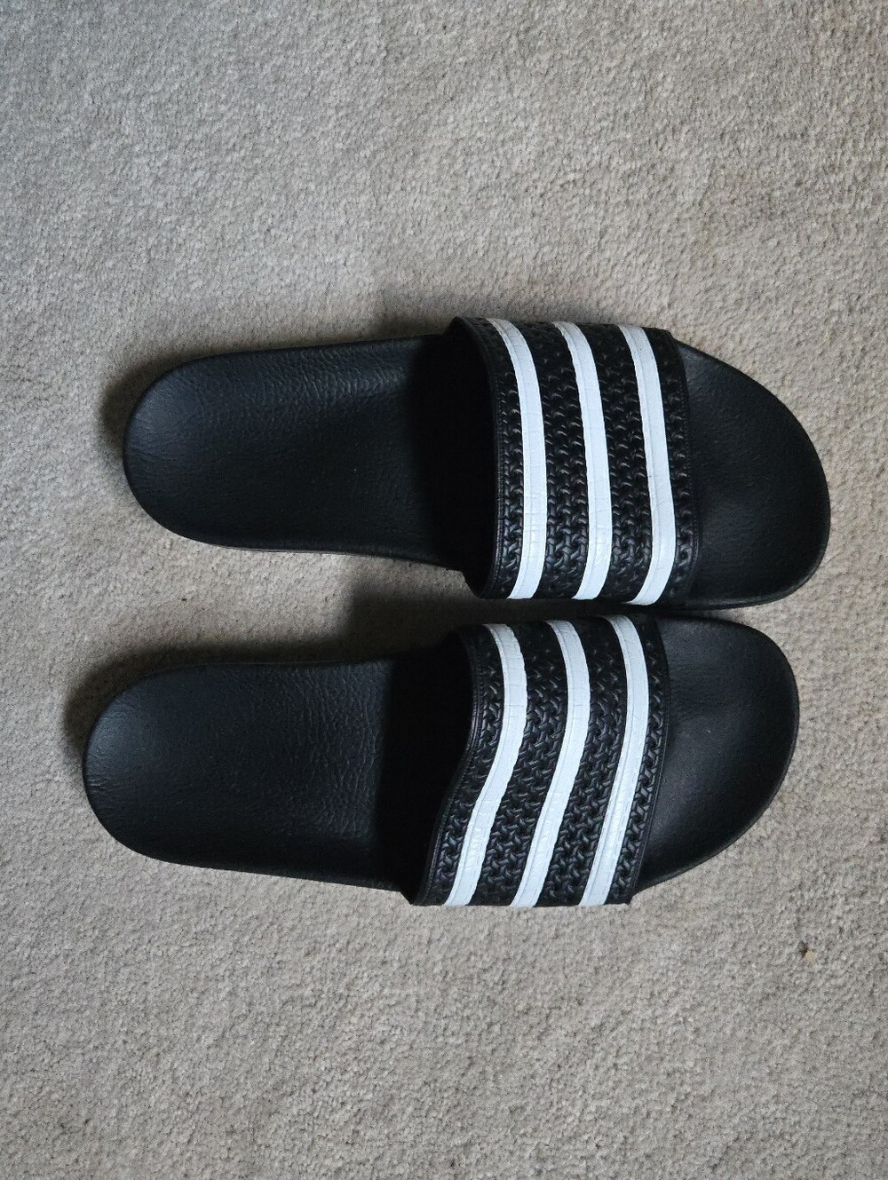 EUC Men's Adidas Black/White Striped Slides Size 9